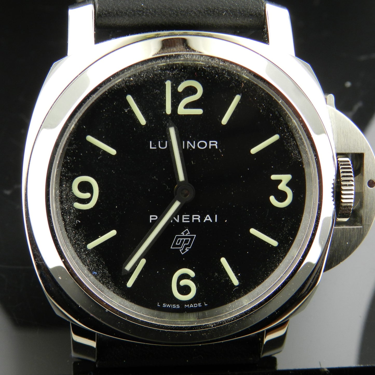 Panerai Luminor Base Logo PAM01000