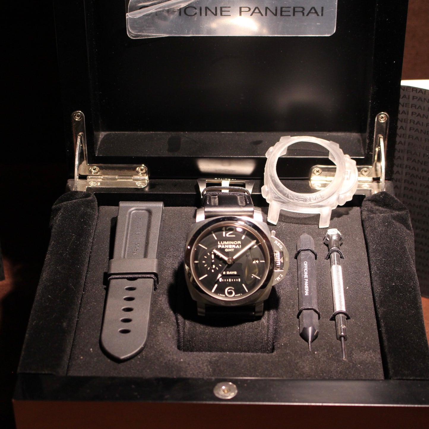 Luminor Panerai GMT 8gg ref. Pam00233