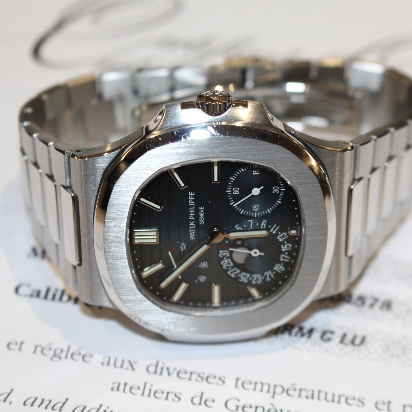 Patek Philippe nautilus ref.5712/1A fasi di luna acciaio