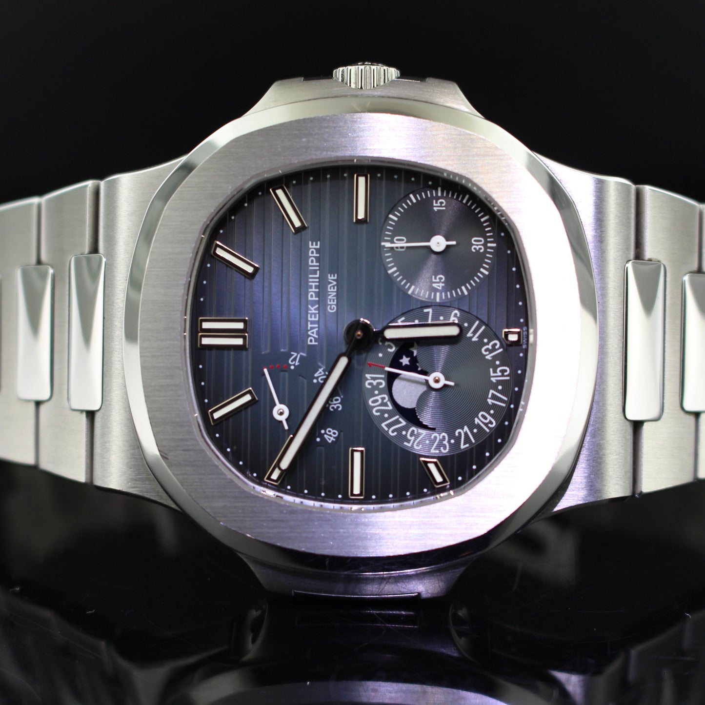 Patek Philippe nautilus ref.5712/1A fasi di luna acciaio